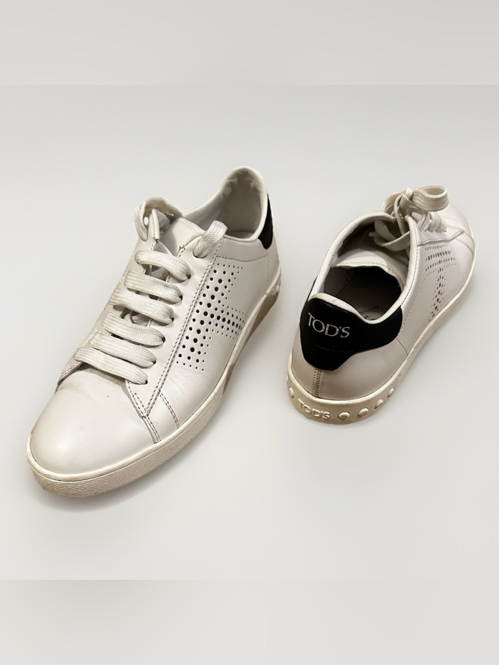 Tods Women’s Ivory Leather Lace Up Court Sneakers Size 6.5 Trainer Shoes 37 EU